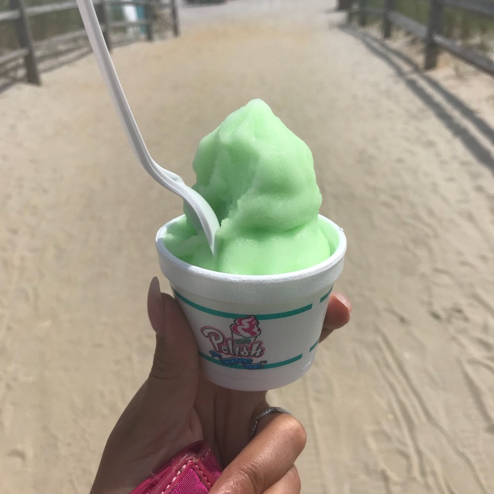 Meet your Posher, Lauren